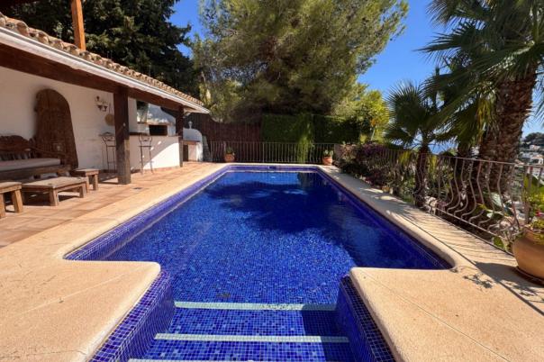 4 bed villa in Benissa