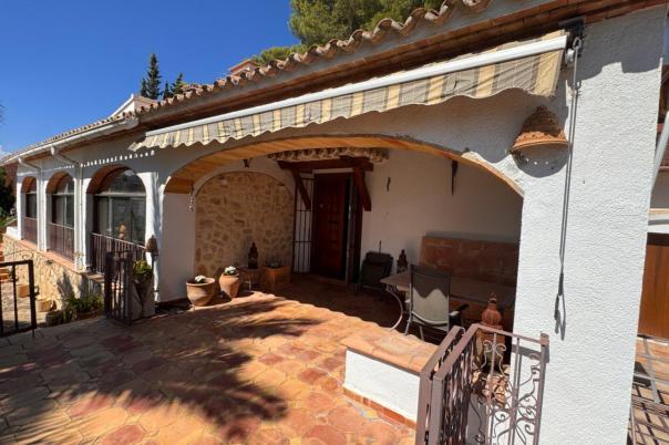 4 bed villa in Benissa