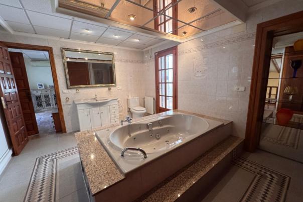 4 bed villa in Benissa
