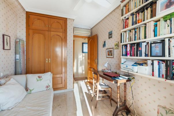 2 bed apartment in Altea