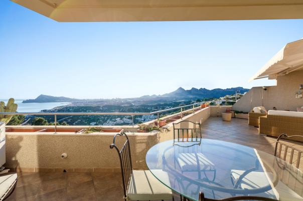 2 bed apartment in Altea
