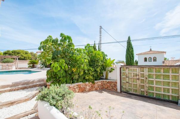 4 bed villa in Moraira