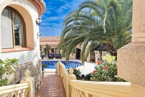 4 bed villa in Javea