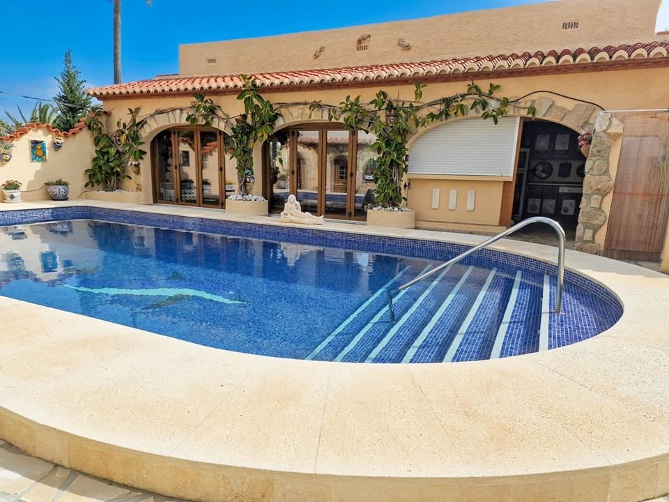 4 bed villa in Javea