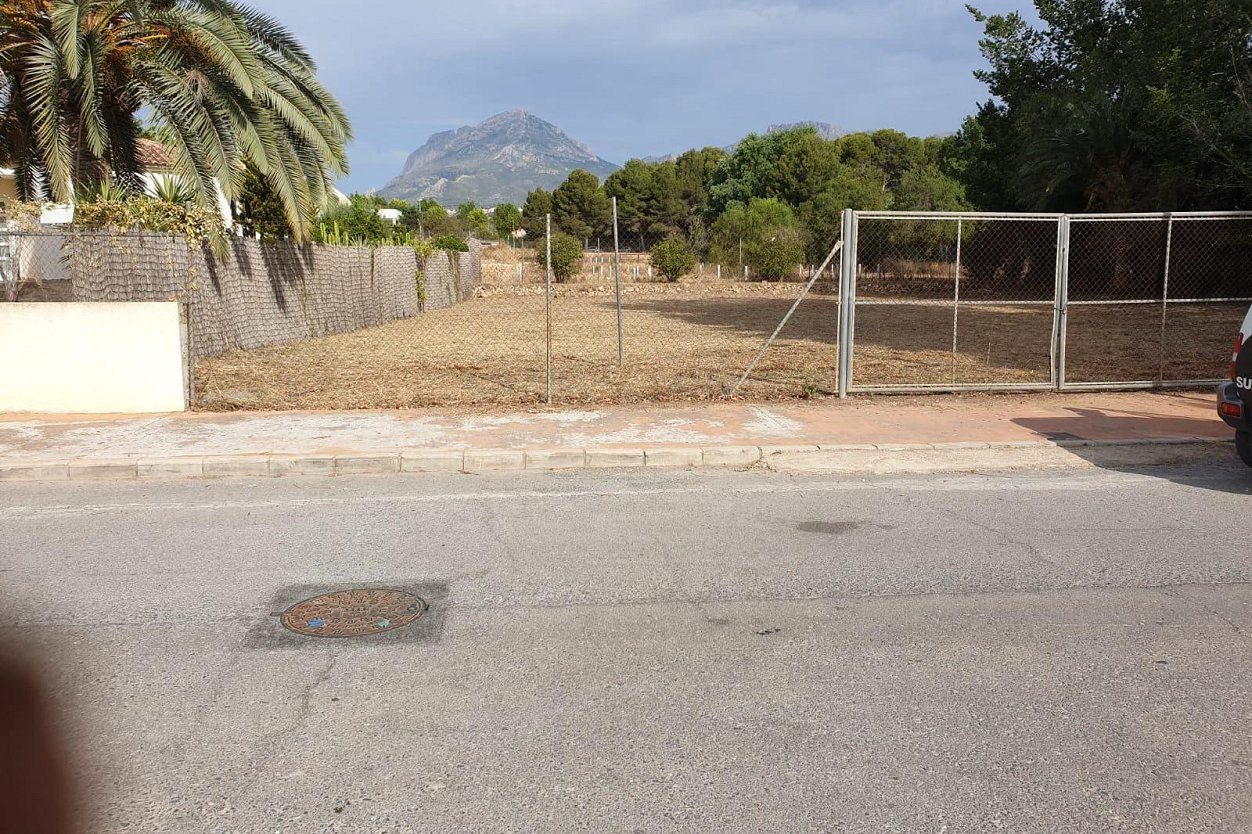plot in Alfaz del Pi
