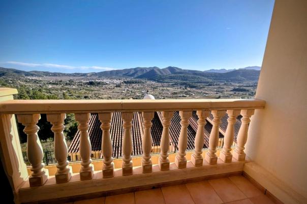 3 bed town_house in Jalón