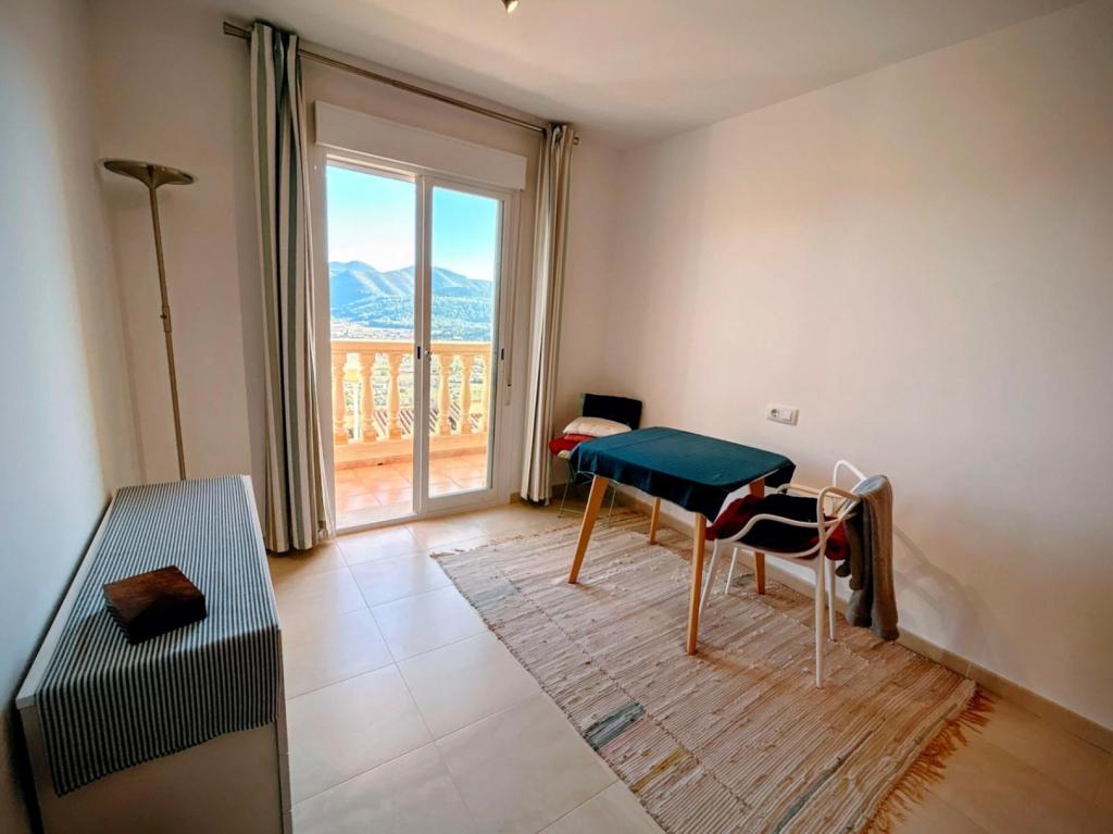 3 bed town_house in Jalón