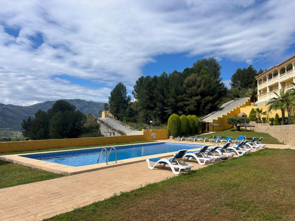 3 bed town_house in Jalón