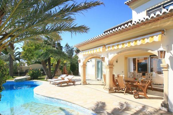 4 bed villa in Moraira