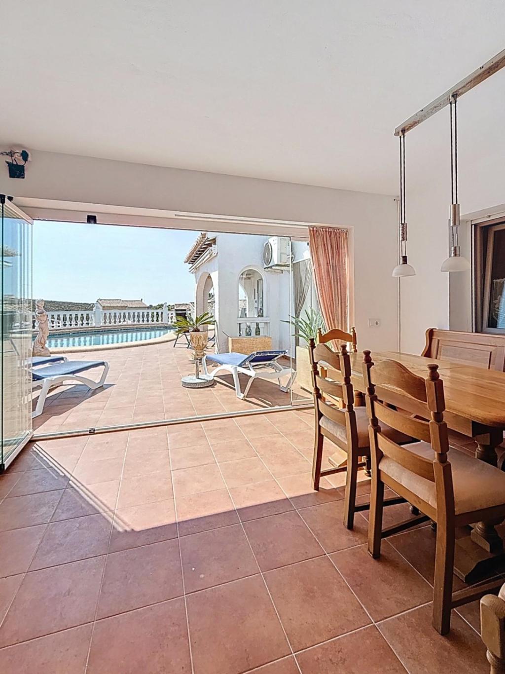 3 bed villas in Benitachell