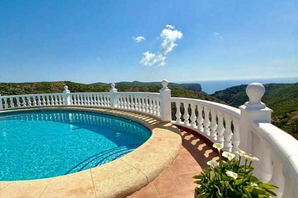 3 bed villas in Benitachell