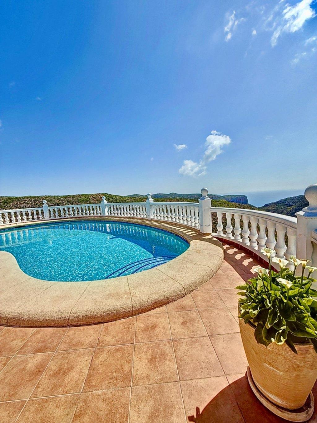3 bed villas in Benitachell