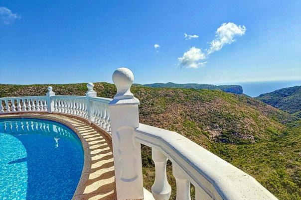 3 bed villas in Benitachell