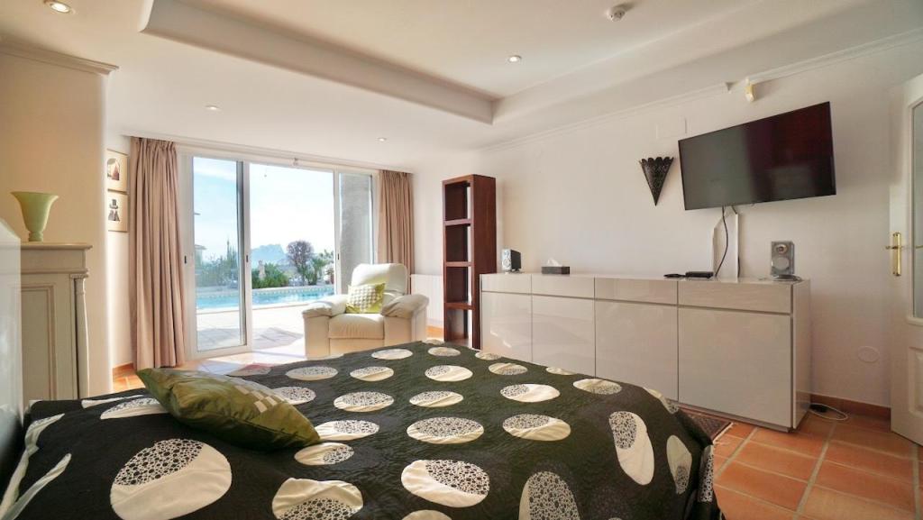 7 bed villas in Moraira