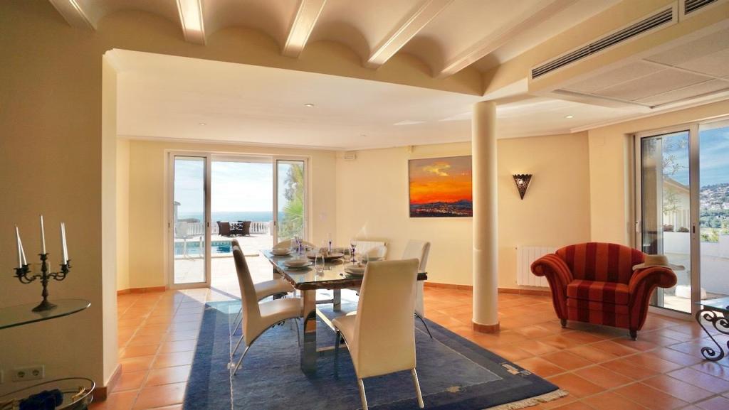 7 bed villas in Moraira