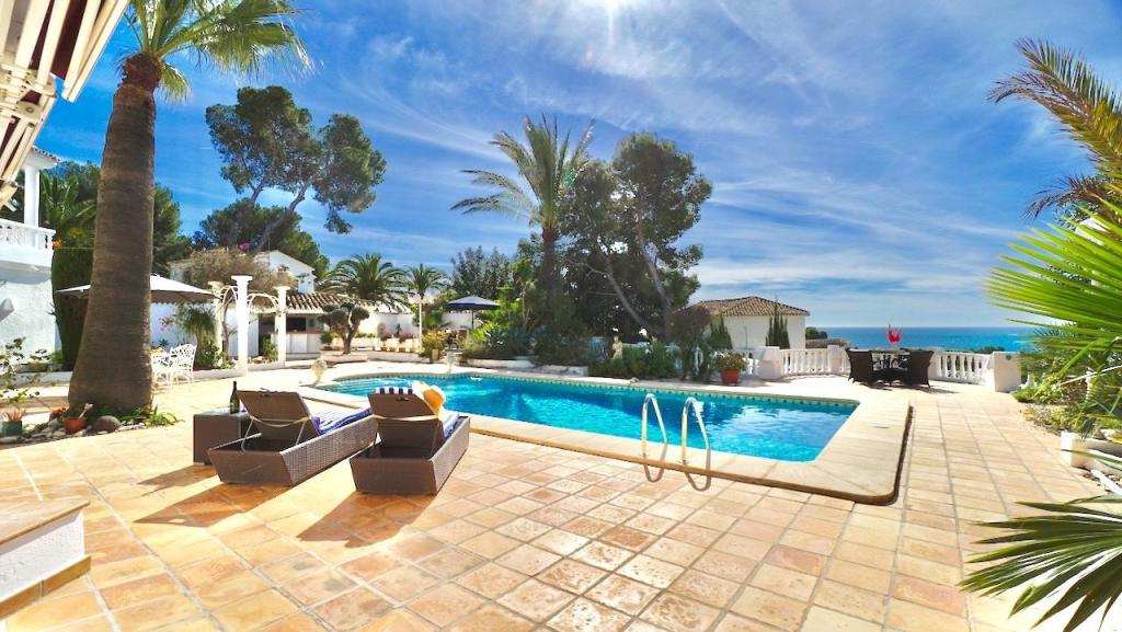 7 bed villas in Moraira