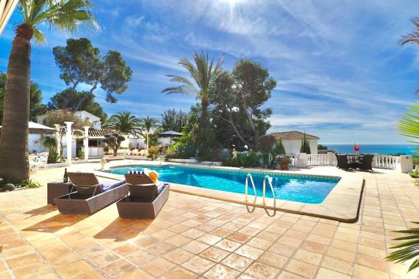 7 bed villas in Moraira
