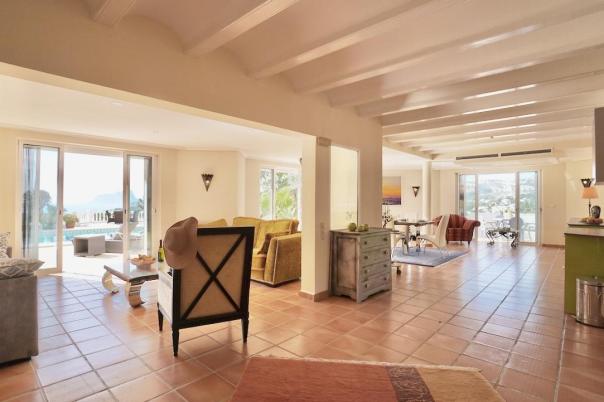 7 bed villas in Moraira