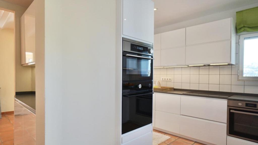 7 bed villas in Moraira