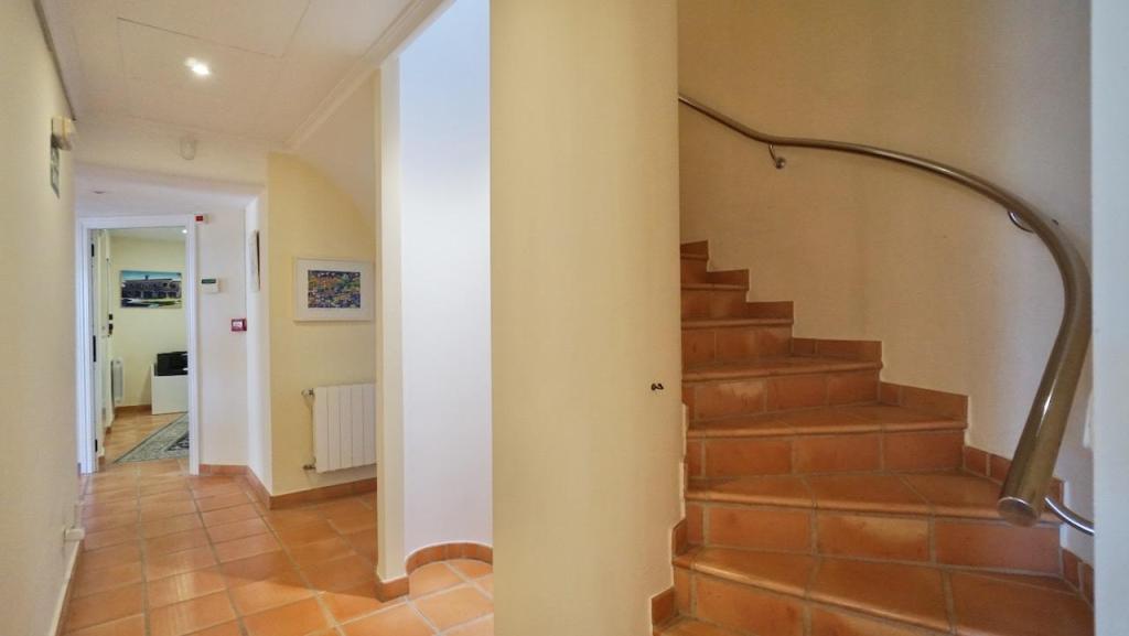 7 bed villas in Moraira