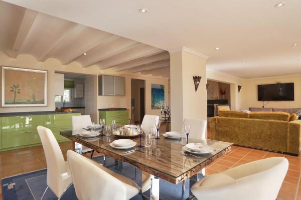 7 bed villas in Moraira