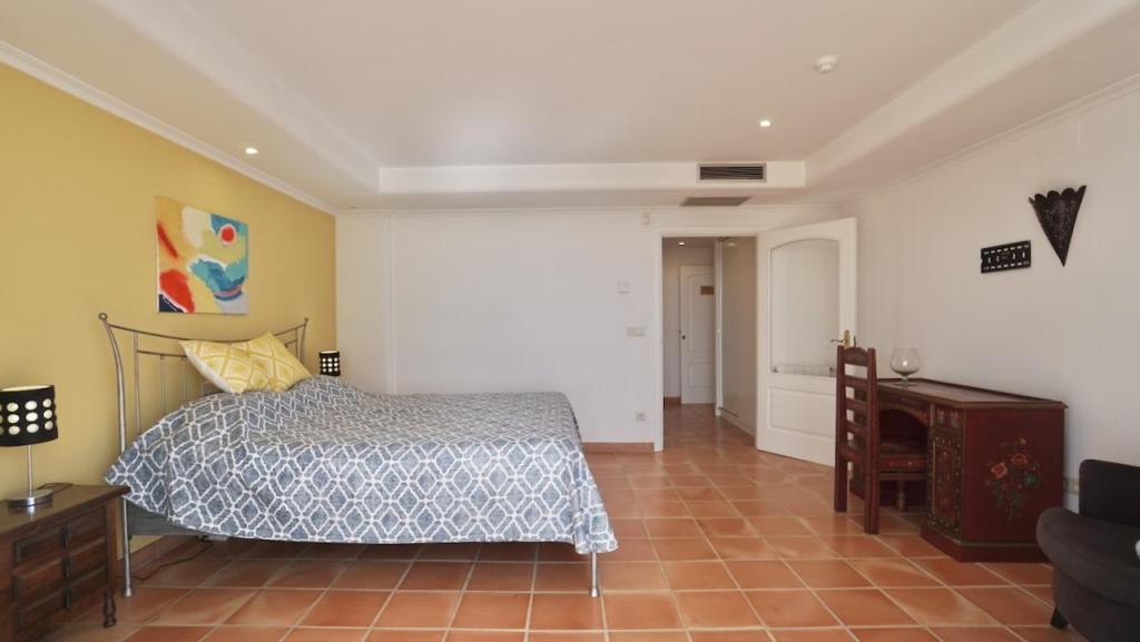 7 bed villas in Moraira
