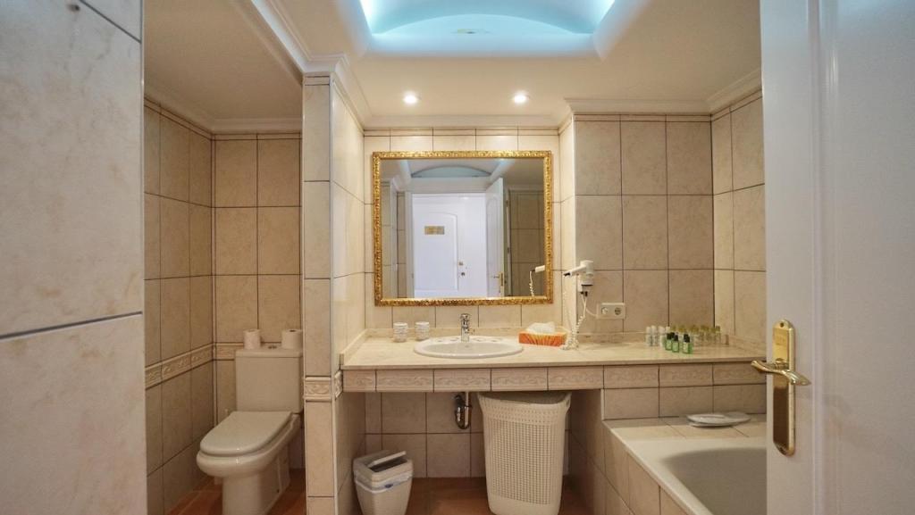 7 bed villas in Moraira
