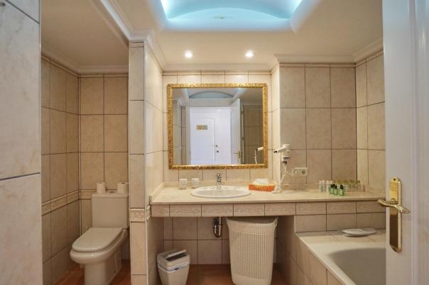 7 bed villas in Moraira