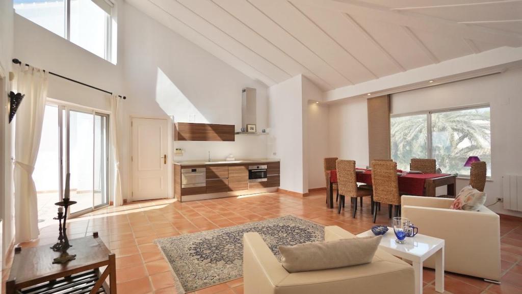 7 bed villas in Moraira