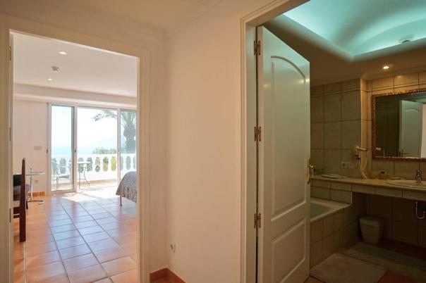 7 bed villas in Moraira