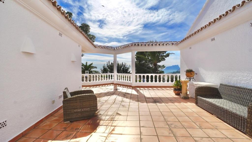 7 bed villas in Moraira