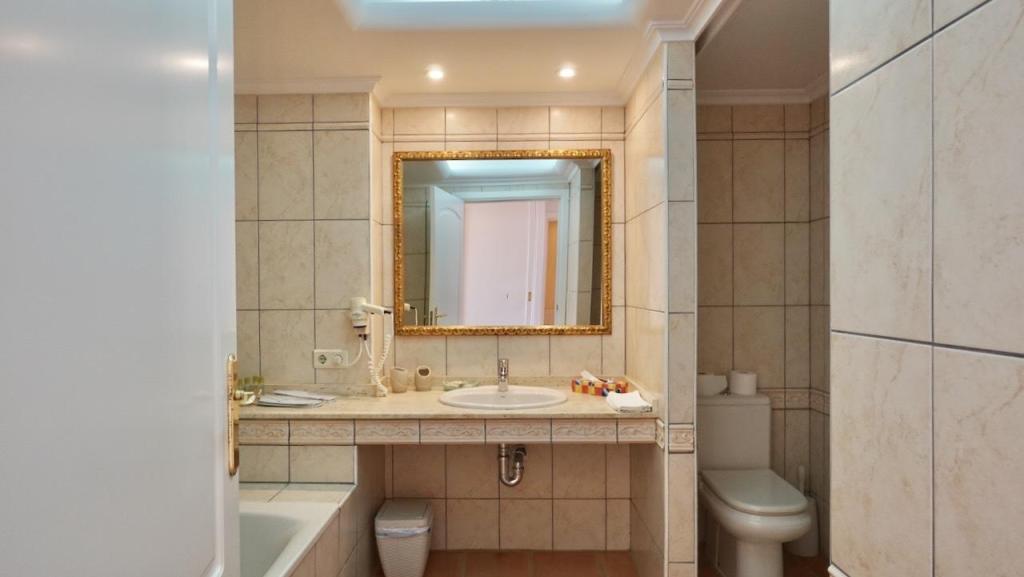 7 bed villas in Moraira