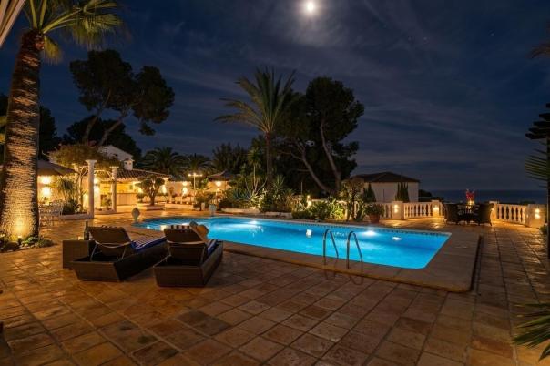 7 bed villas in Moraira
