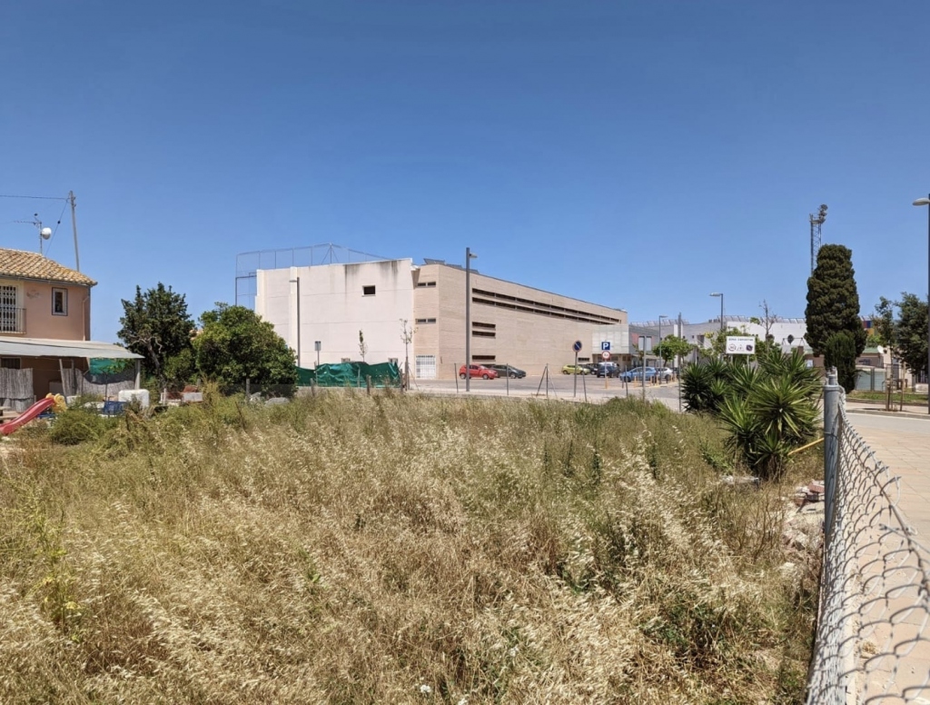 plot in Denia