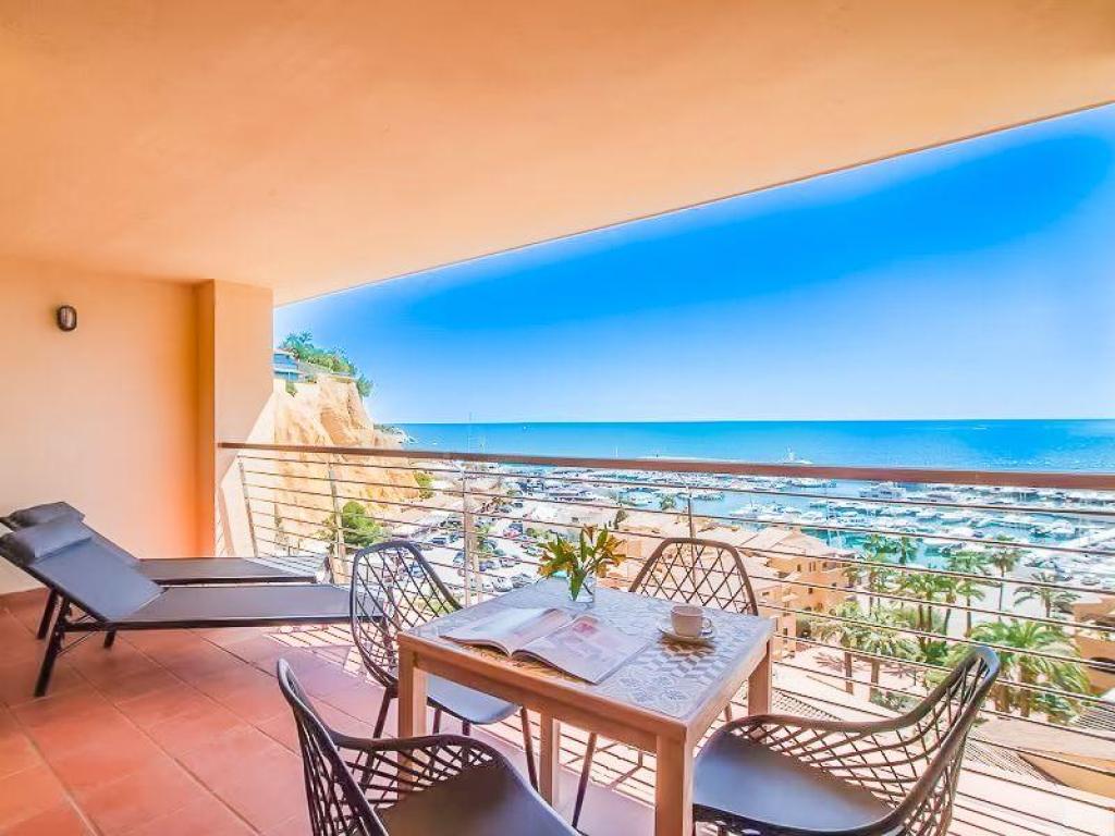 2 bed apartment in Altea