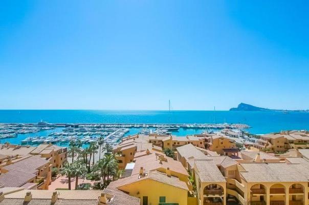 2 bed apartment in Altea
