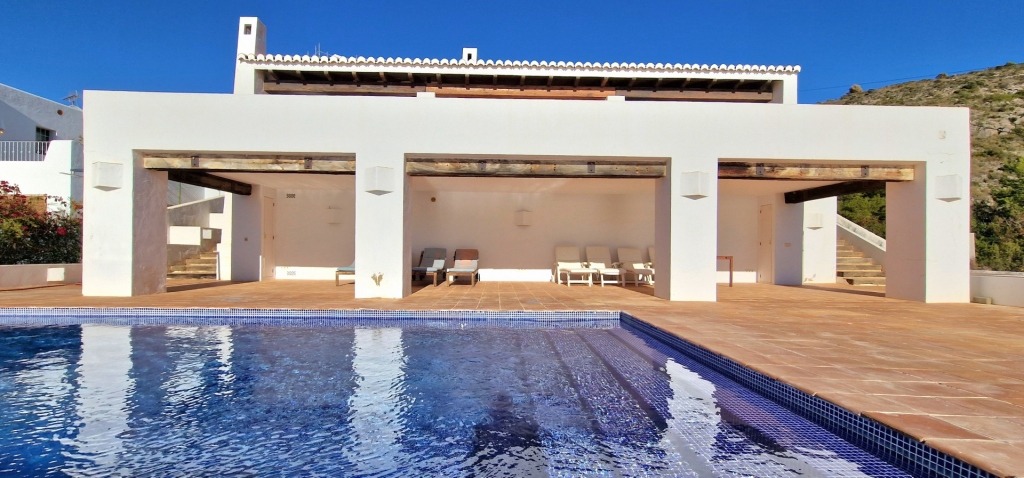 5 bed villa in Moraira