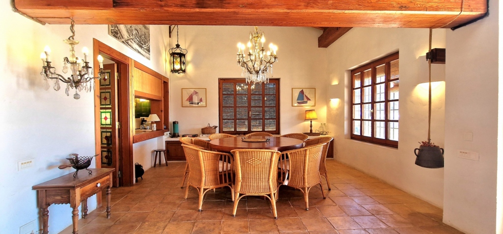 5 bed villa in Moraira