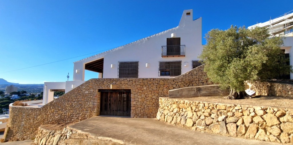 5 bed villa in Moraira
