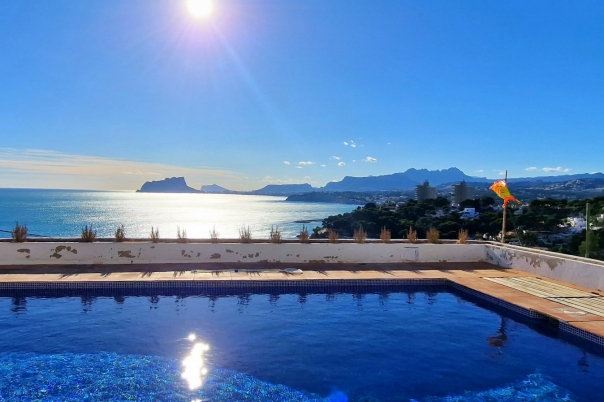 5 bed villa in Moraira