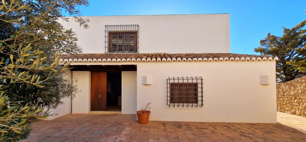 5 bed villa in Moraira