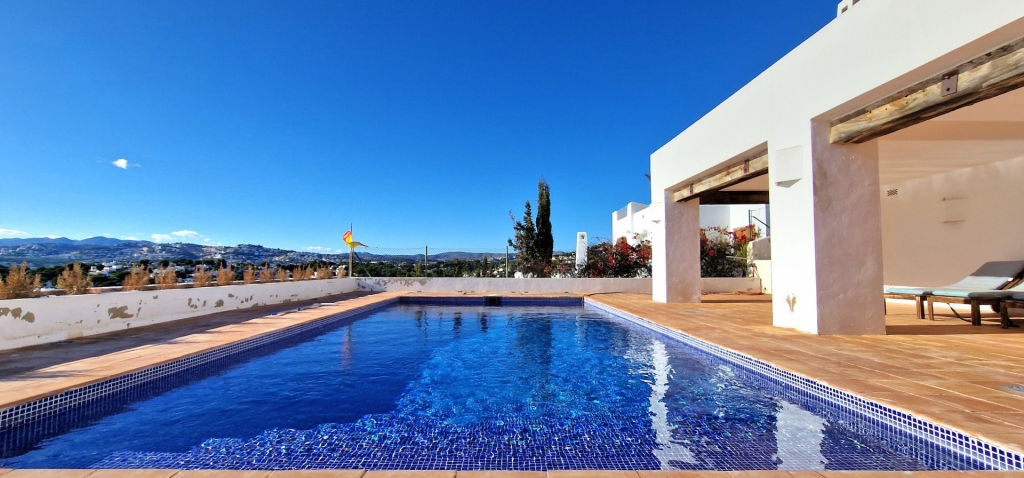 5 bed villa in Moraira