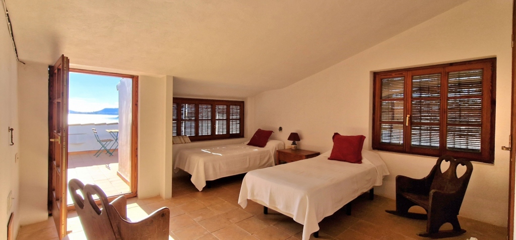 5 bed villa in Moraira