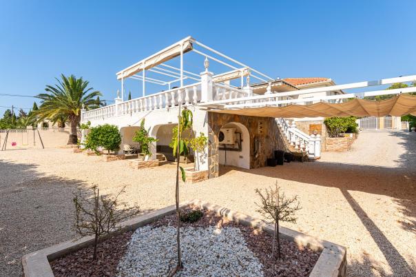 4 bed villa in Alfaz del Pi