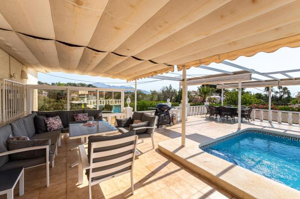 4 bed villa in Alfaz del Pi