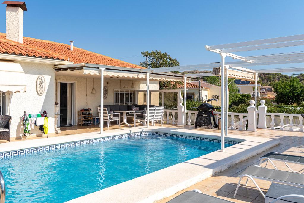 4 bed villa in Alfaz del Pi