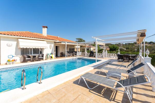 4 bed villa in Alfaz del Pi
