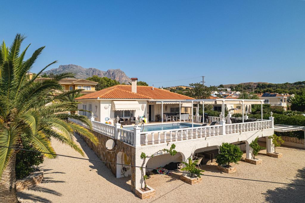 4 bed villa in Alfaz del Pi