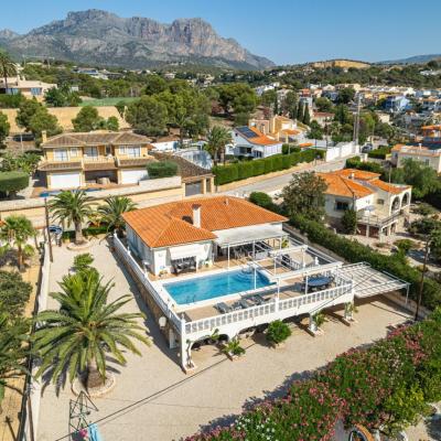 4 bed villa in Alfaz del Pi
