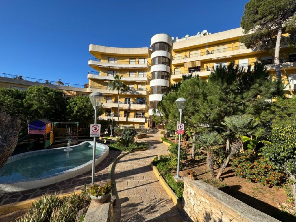 2 bed apartment in Moraira